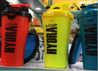 Behälter für Essen und Trinken für Tiere