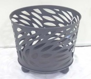 Feuerkorb aus Eisen, Design: Stein