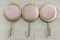 Garderobenleiste mit drei Haken