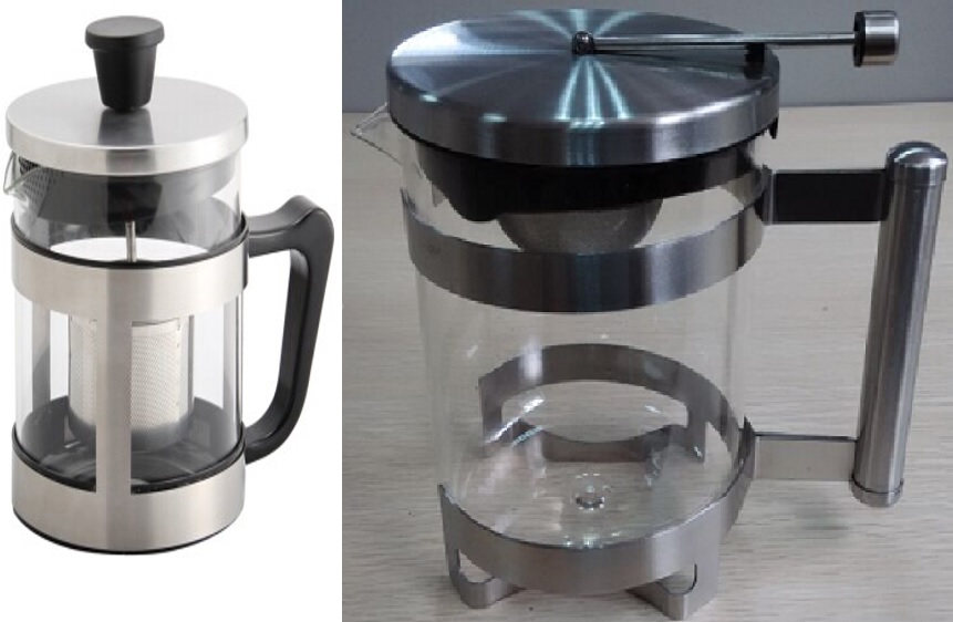 Kaffeebereiter und Teekannen sortiert