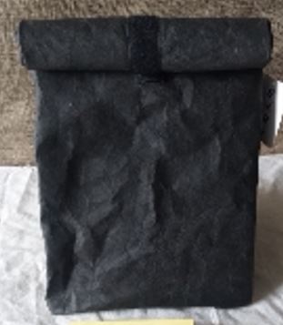 Papiertüte schwarz mit Klettverschluss