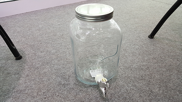 Getränkespender ohne Früchtehalter