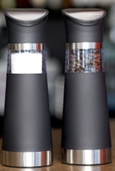 Salz- und Pfeffermühle mit Beleuchtung