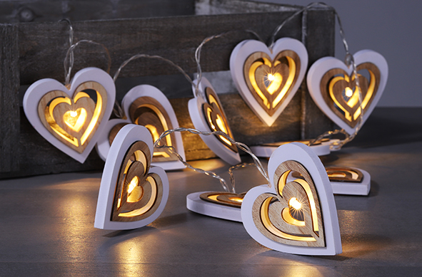 LED Lichterkette aus Holz