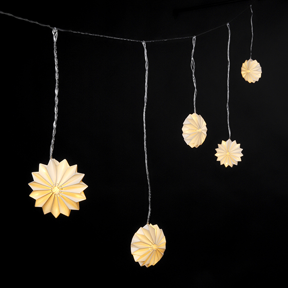 Lichterkette mit 5 Papiersternen