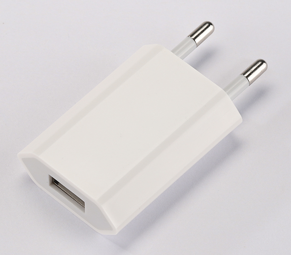 USB Steckdosen-Adapter
