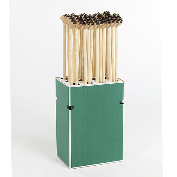 Fugenkratzbürste im Display