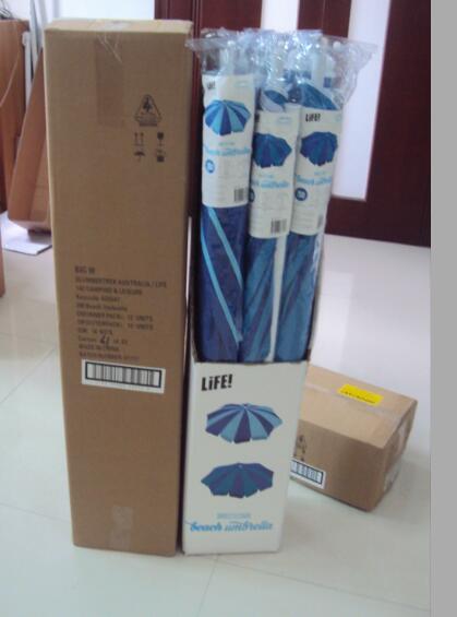 Sonnenschirm 180 cm im Display