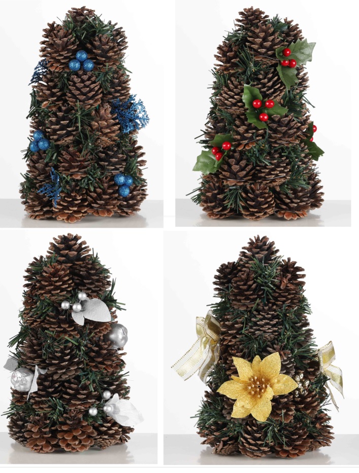 Weihnachtsbaum aus Tannenzapfen