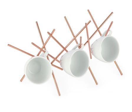 Tassenregal aus Metall