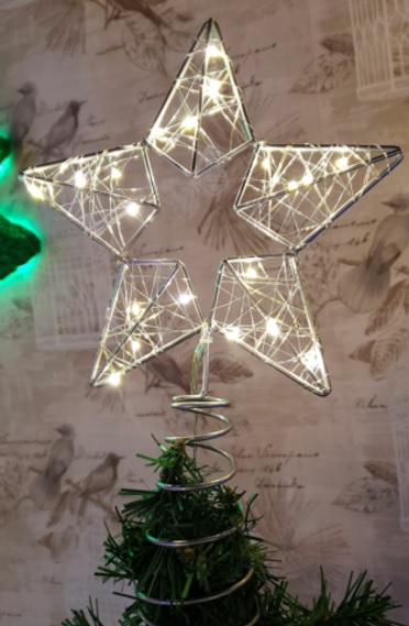 Baumspitze mit Sternmotiv mit 20 LED