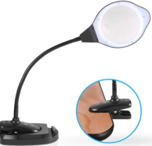 Vergrößerungsglas mit LED Beleuchtung - 18 LED