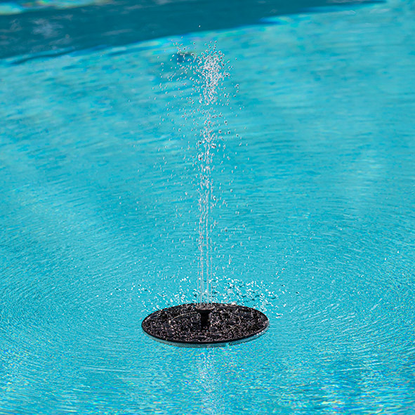Solar Brunnen mit ingetrierten LED Licht
