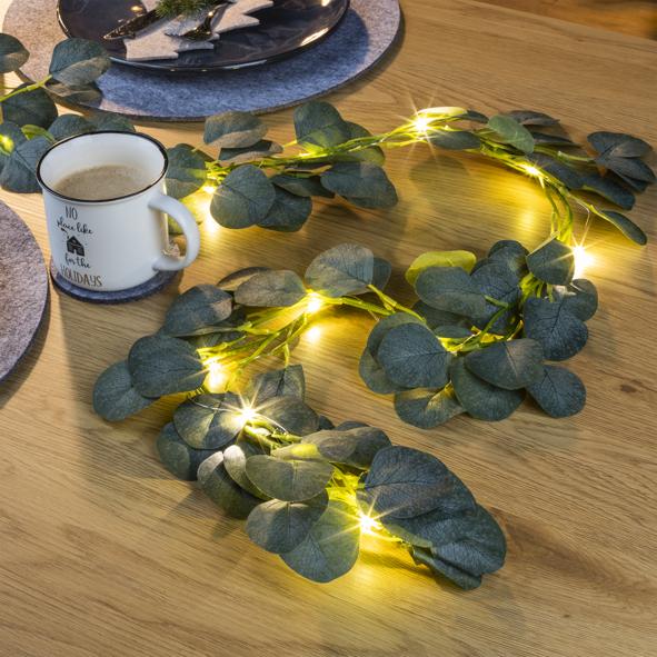 Kunststoff Girlande mit 20 warm weißen LEDs