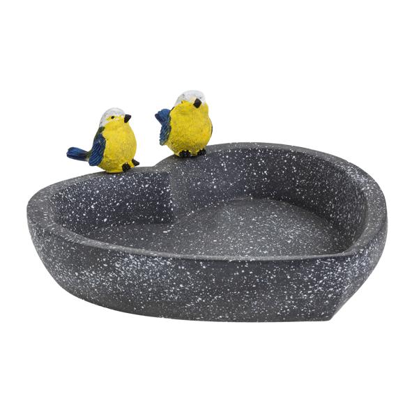 Vogeltränke aus Zement