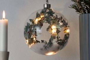 Glaskugel mit Warm-weißen LEDs