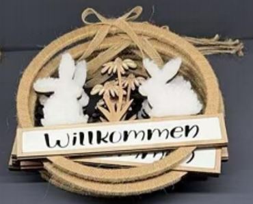 Hängedekoration im Osterdesign