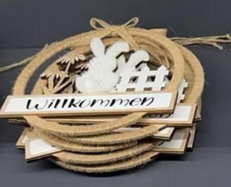 Hängedekoration im Osterdesign