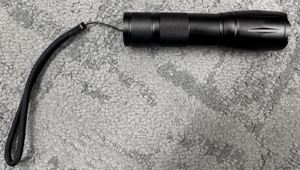 LED Taschenlampe mit 5 Funktionen