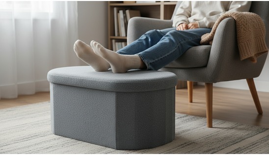 Hocker mit Aufbewahrungsfunktion