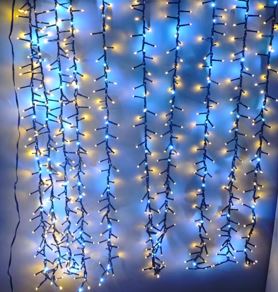 Lichtervorhang mit 700 LEDs