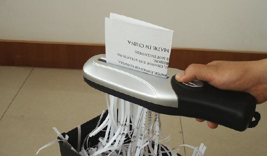 Elektrischer Aktenvernichter