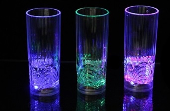 LED Party Longdrink Glas, ca. 270ml  – Maße: ca. 15 x 6,2cm 